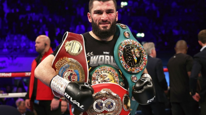 Тренер Бетербиева Марк Рамзи недоволен Биволом